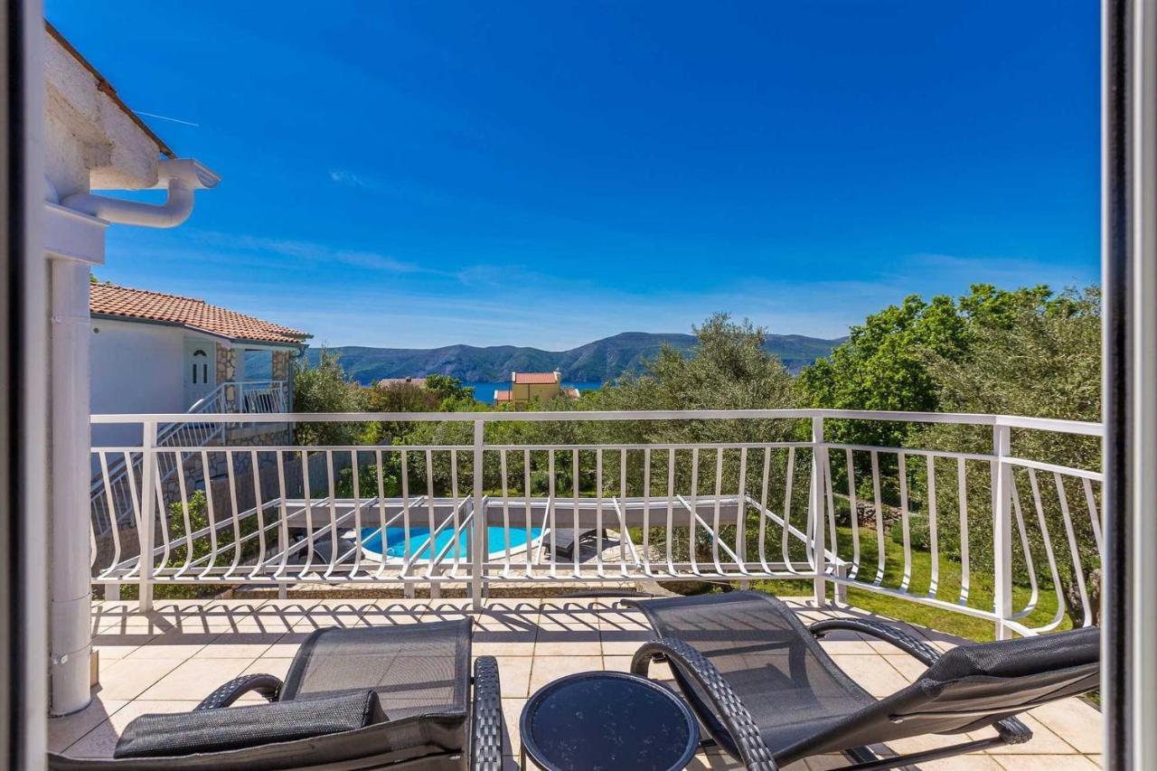 Holiday Home Olive Garden Brzac Luaran gambar